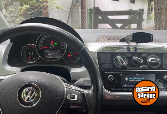 Autos - Volkswagen High Up! 1.0 MPI I-Motion 2017 Nafta 150000Km - En Venta