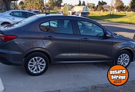 Autos - Fiat Cronos 2021 Nafta 64000Km - En Venta