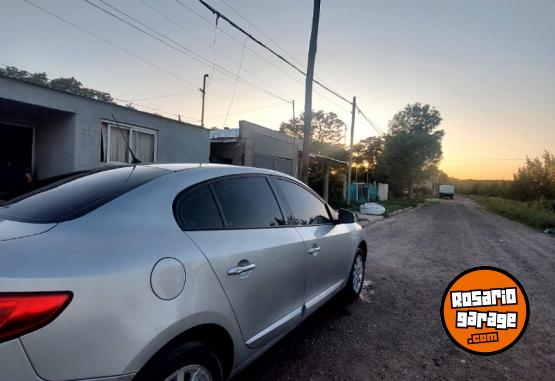 Autos - Renault Fluence 2011 Nafta 111111Km - En Venta