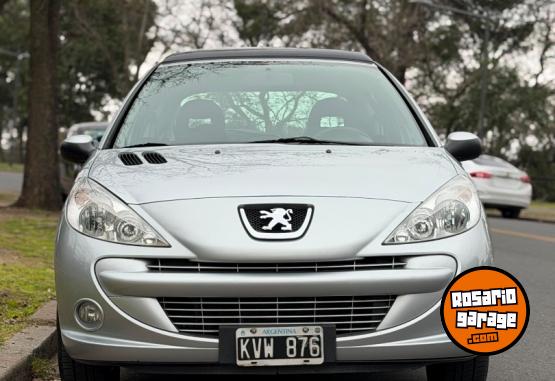 Autos - Peugeot 207 2012 Nafta 92000Km - En Venta