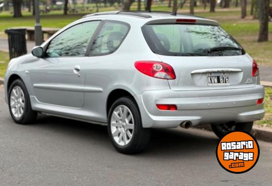 Autos - Peugeot 207 2012 Nafta 92000Km - En Venta