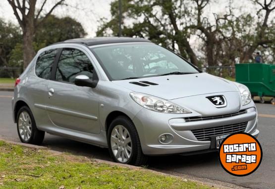 Autos - Peugeot 207 2012 Nafta 92000Km - En Venta