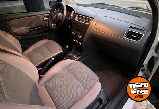 Autos - Volkswagen Suran 2011 GNC 240000Km - En Venta