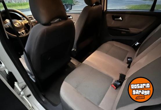 Autos - Volkswagen Suran 2011 GNC 240000Km - En Venta