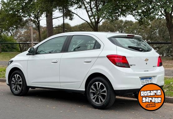 Autos - Chevrolet Onix 2016 Nafta 86000Km - En Venta