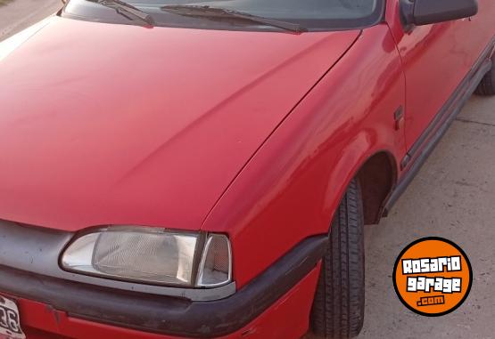 Autos - Renault 19 /1.6 1994 Nafta 230000Km - En Venta