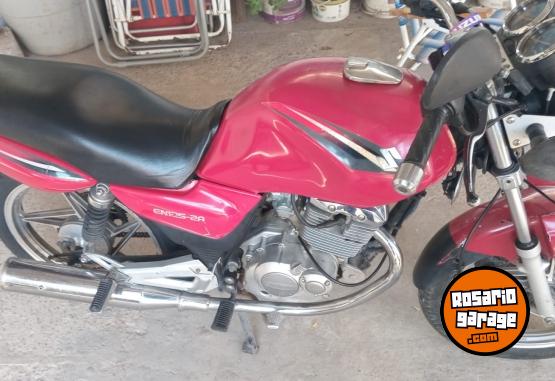 Motos - Suzuki En 2a 2011 Nafta 41000Km - En Venta