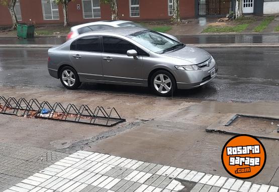 Autos - Honda Civic 2008 Nafta 198000Km - En Venta