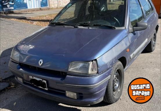 Autos - Renault clio 1996 Nafta 199999Km - En Venta