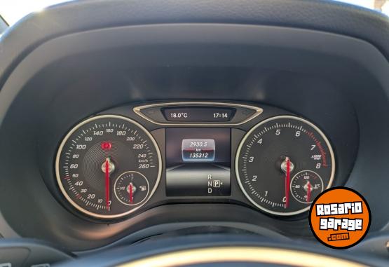 Autos - Mercedes Benz B 200 Urban Edition 2018 Nafta 136000Km - En Venta