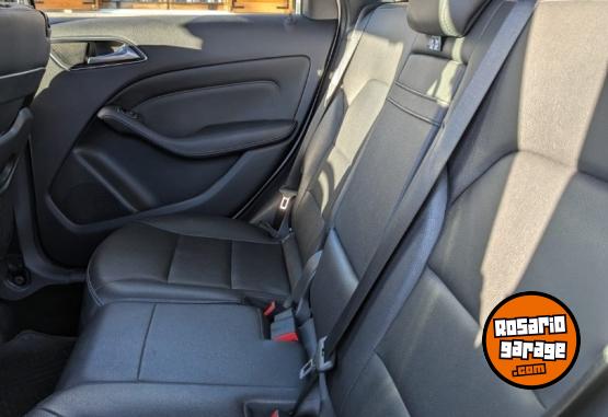 Autos - Mercedes Benz B 200 Urban Edition 2018 Nafta 136000Km - En Venta