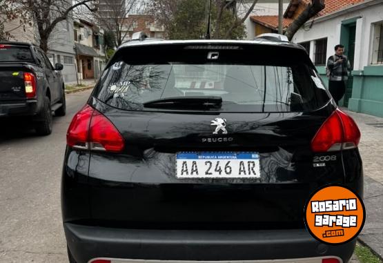 Autos - Peugeot 2008 2016 Nafta 120000Km - En Venta