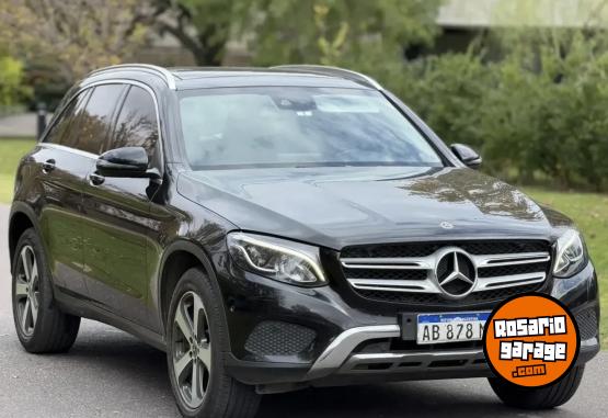 Autos - Mercedes Benz GLC 300 2017 Nafta 154000Km - En Venta