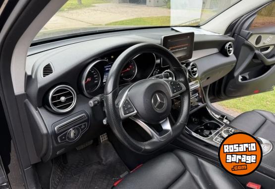 Autos - Mercedes Benz GLC 300 2017 Nafta 154000Km - En Venta