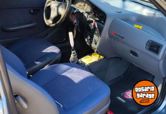 Autos - Fiat Palio 2000 Nafta 282000Km - En Venta