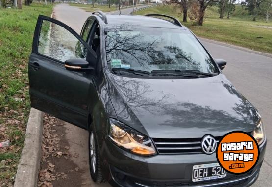 Autos - Volkswagen Suran / trendline 2014 Nafta 23000Km - En Venta