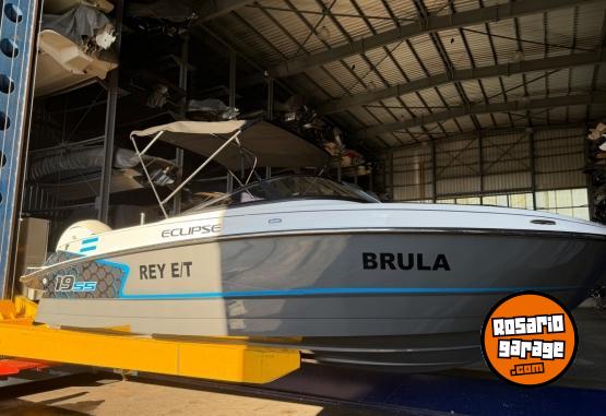 Embarcaciones - Lancha Eclipse 19SS con mercury 150 thp blanco tablero digital - En Venta