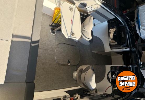 Embarcaciones - Lancha Eclipse 19SS con mercury 150 thp blanco tablero digital - En Venta