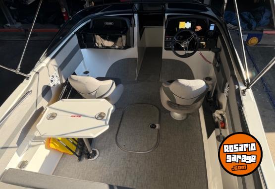 Embarcaciones - Lancha Eclipse 19SS con mercury 150 thp blanco tablero digital - En Venta