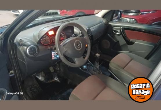 Autos - Renault Sandero 2013 Nafta 140000Km - En Venta