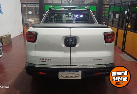 Camionetas - Fiat Toro 2017 Diesel 130000Km - En Venta
