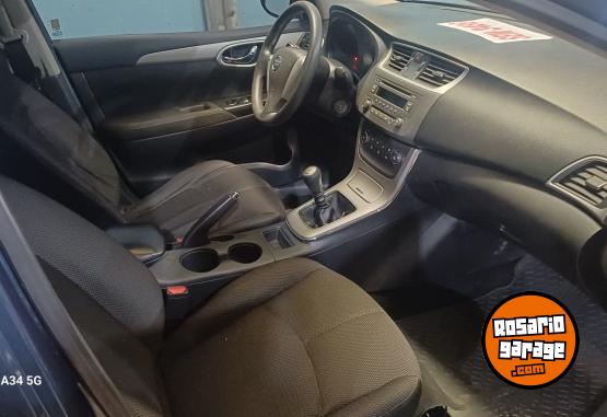 Autos - Nissan Sentra 2015 Nafta 130000Km - En Venta