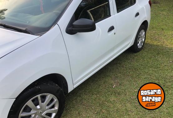 Autos - Renault Logan 2024 Nafta 90000Km - En Venta