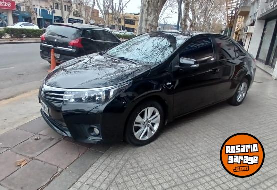 Autos - Toyota Corolla NO vento cruze 2014 Nafta 150000Km - En Venta