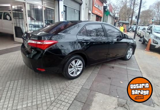 Autos - Toyota Corolla NO vento cruze 2014 Nafta 150000Km - En Venta