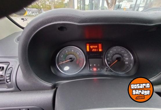 Autos - Renault CLIO MIO CONFORT PLUS 2014 Nafta 180000Km - En Venta
