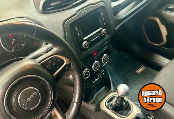 Autos - Chrysler Jeep Renegade 1.8 Sport 2018 Nafta 70000Km - En Venta