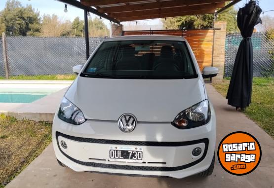 Autos - Volkswagen Up! 2015 Nafta 64000Km - En Venta