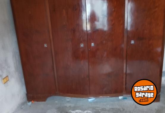 Hogar - Ropero antiguo - En Venta