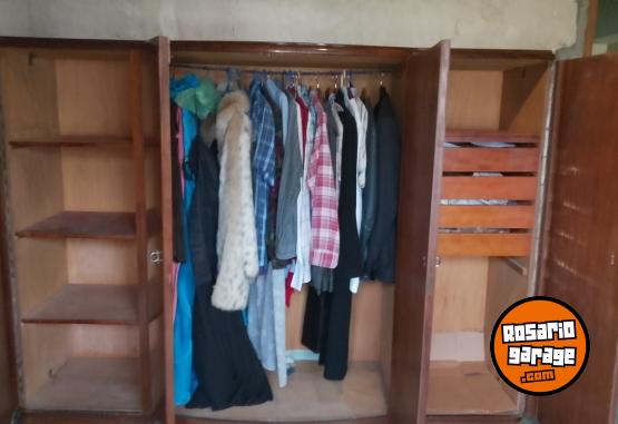Hogar - Ropero antiguo - En Venta