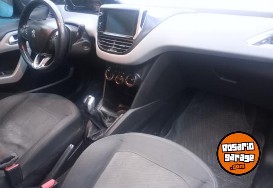 Autos - Peugeot 208 Allure 2014 Nafta 145000Km - En Venta