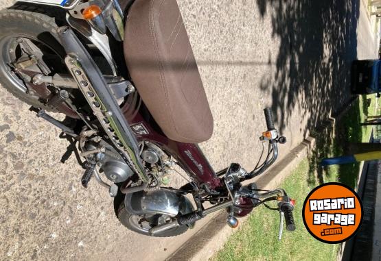 Motos - Zanella Hot90 2018 Nafta 10000Km - En Venta