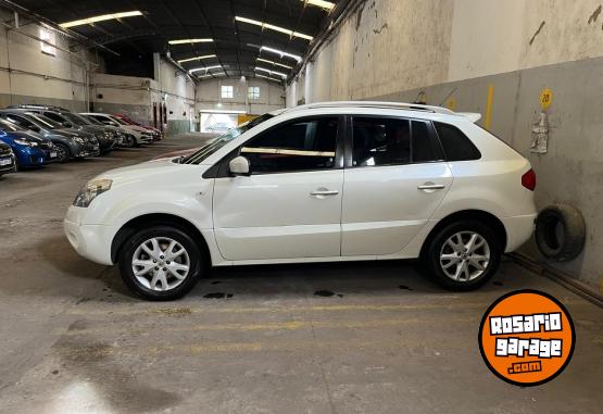Camionetas - Renault KOLEOS DYNAMIQUE 4X4 MT 2011 Nafta 170000Km - En Venta