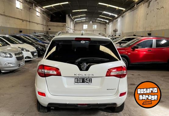 Camionetas - Renault KOLEOS DYNAMIQUE 4X4 MT 2011 Nafta 170000Km - En Venta