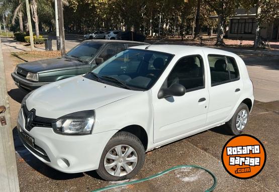 Autos - Renault Clio Confort plus 2014 Nafta 145000Km - En Venta