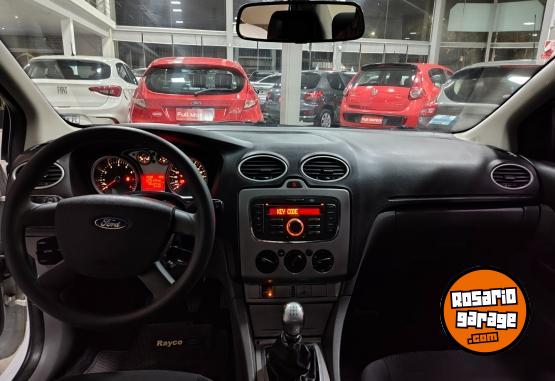 Autos - Ford Focus 2014 GNC 144300Km - En Venta