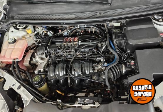 Autos - Ford Focus 2014 GNC 144300Km - En Venta