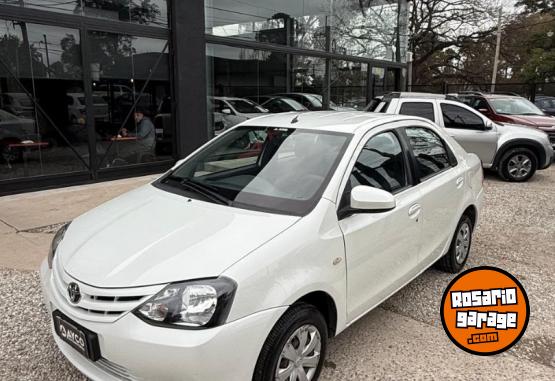Autos - Toyota ETIOS 1.5 XS 4P 2015 Nafta - En Venta