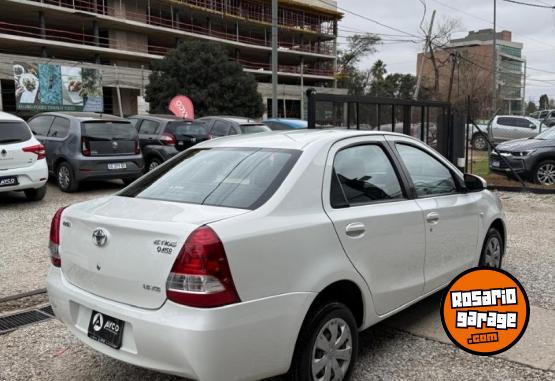 Autos - Toyota ETIOS 1.5 XS 4P 2015 Nafta - En Venta