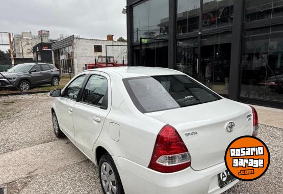 Autos - Toyota ETIOS 1.5 XS 4P 2015 Nafta - En Venta