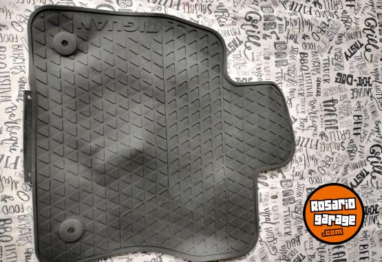 Accesorios para Autos - Alfombra de goma delantera izquierda para Tiguan Allspace 2018 en adelante - En Venta