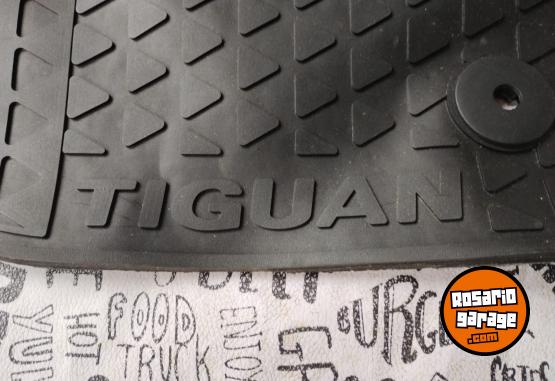 Accesorios para Autos - Alfombra de goma delantera izquierda para Tiguan Allspace 2018 en adelante - En Venta