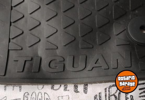 Accesorios para Autos - Alfombra de goma delantera izquierda para Tiguan Allspace 2018 en adelante - En Venta