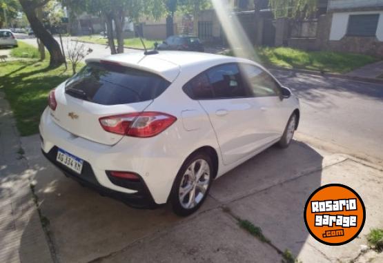 Autos - Chevrolet Cruze LT 2023 Nafta 75000Km - En Venta