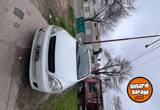 Autos - Chevrolet Corsa 2 2003 Nafta 179000Km - En Venta