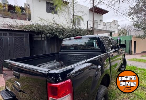 Camionetas - Ford RANGER 2016 Diesel 160000Km - En Venta